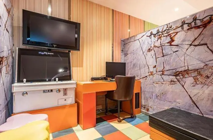 Motel S Shinchon 3*